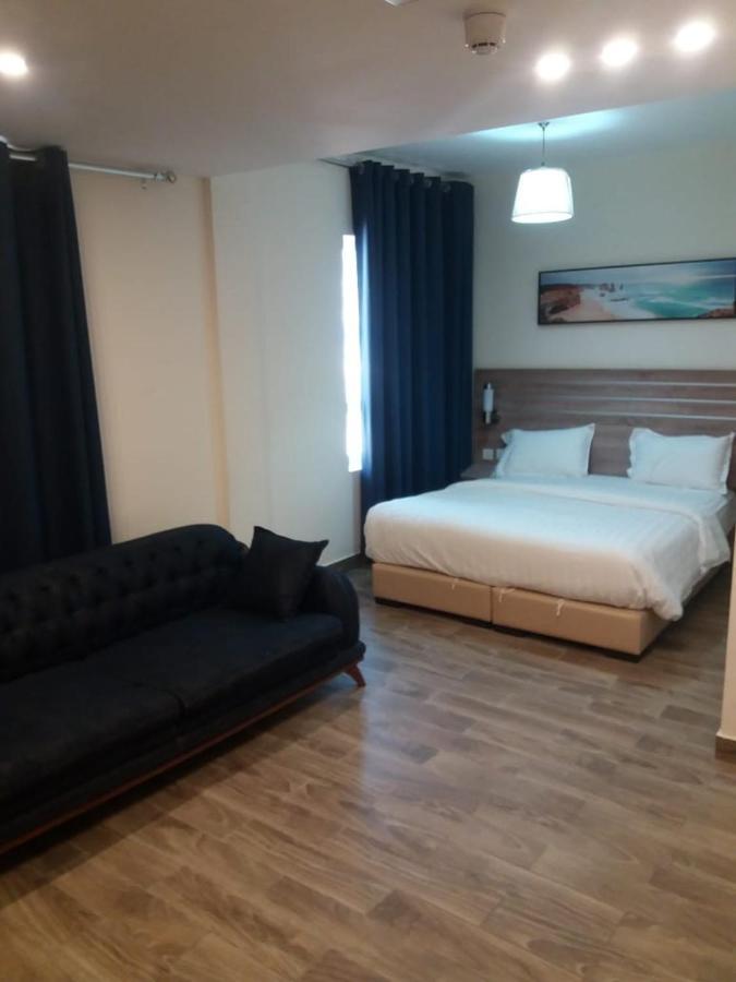 La Riva Hotel Aqaba Exterior photo